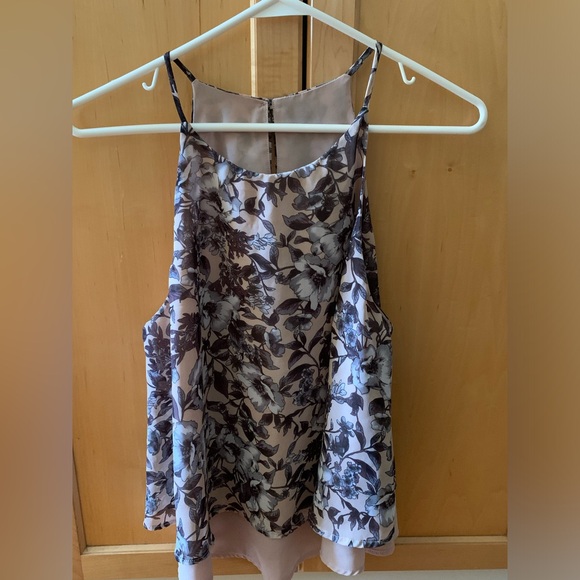 Sans Souci Tops - Like New! Sans Souci Floral Tank Top Blouse Size Medium